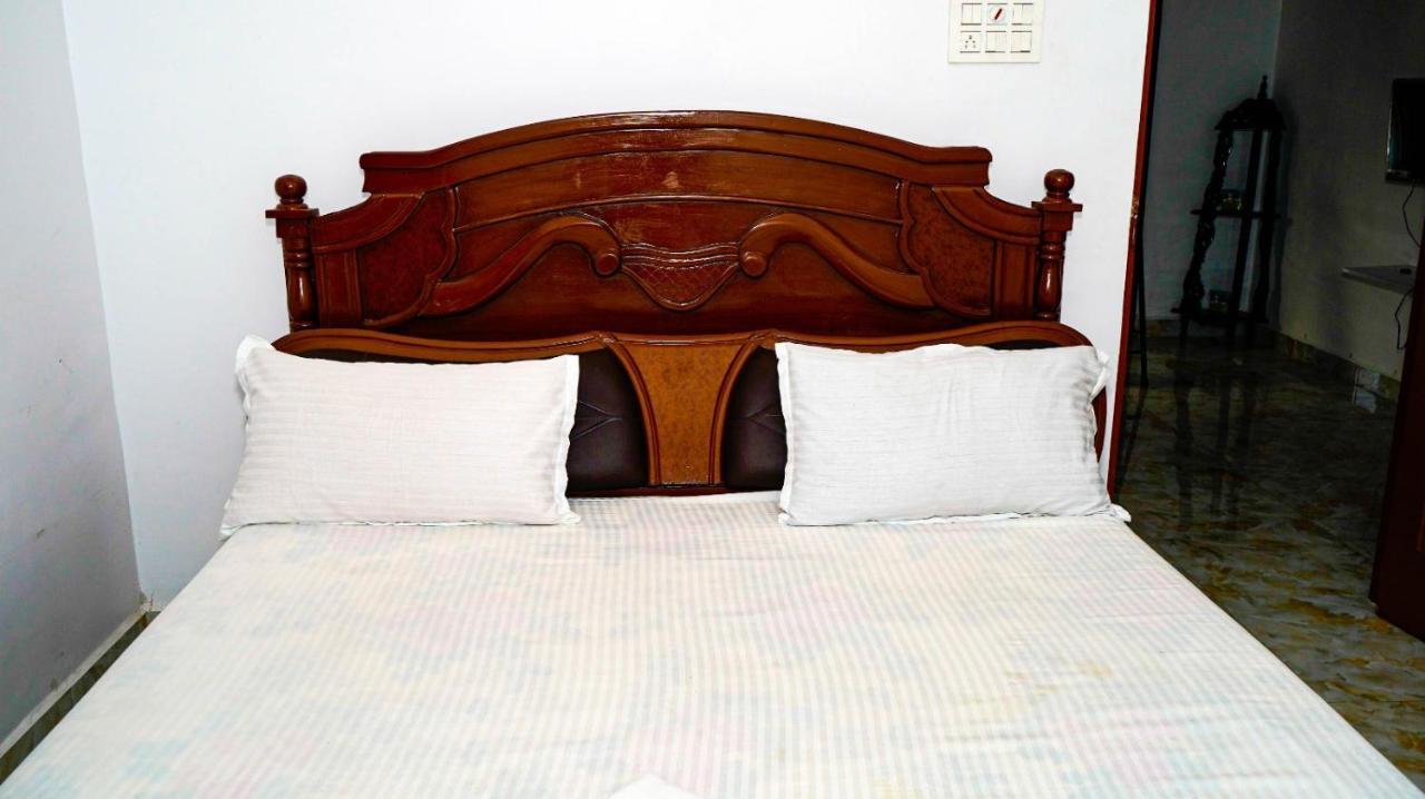 Bacardi House Hotel Chennai Ngoại thất bức ảnh