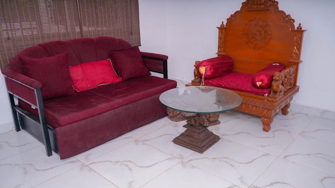 Bacardi House Hotel Chennai Ngoại thất bức ảnh